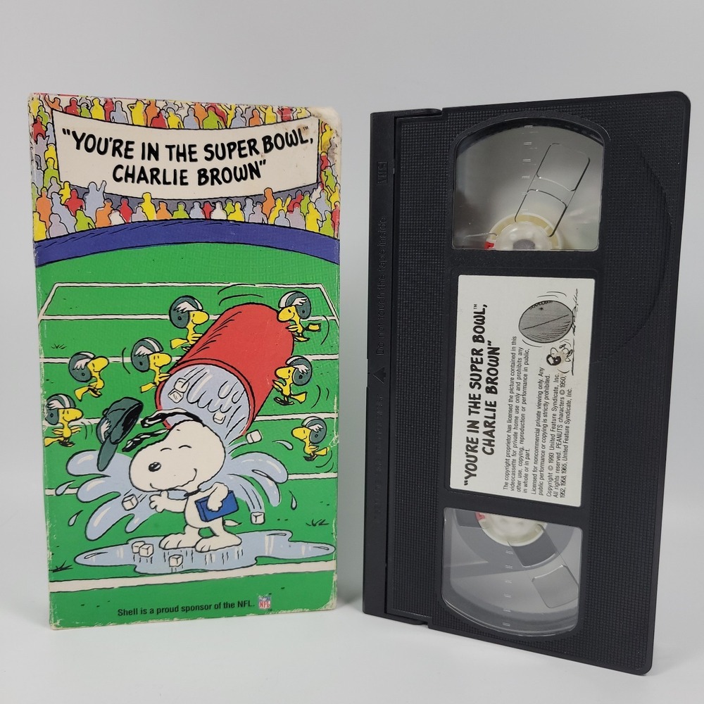 You're In The Super Bowl Charlie Brown Peanuts NFL Shell VHS Video Tape 1993 VTG
